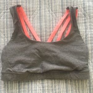 Lululemon sports bra